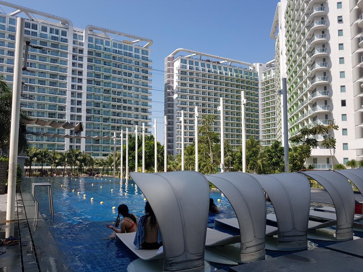Maui Condotel Azure Residence Manila Exterior foto