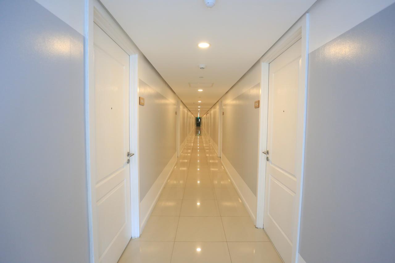 Maui Condotel Azure Residence Manila Exterior foto